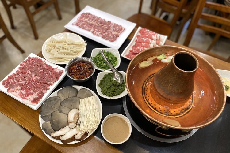 Copper pot lamb hot pot