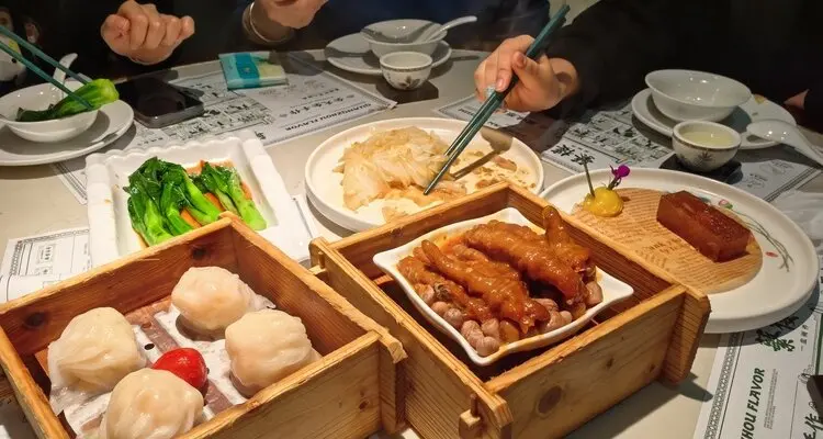 Guangzhou dim sum snacks