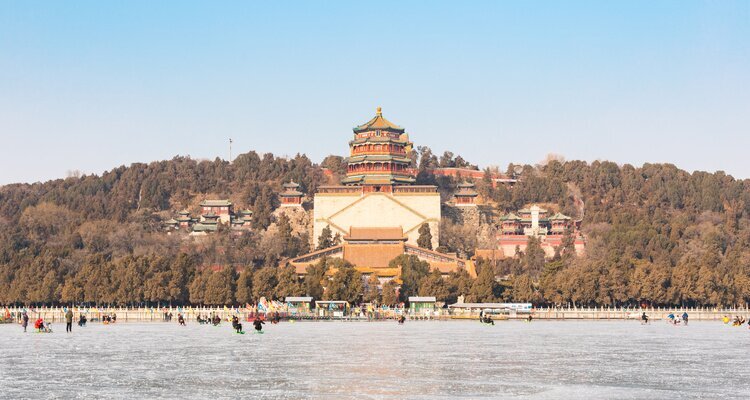 Kunming Lake rink