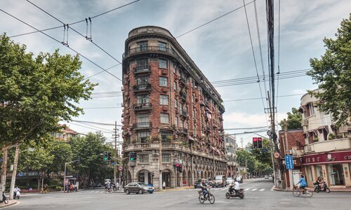 Mini Group: 3-Hour Shanghai French Concession Walking Tour