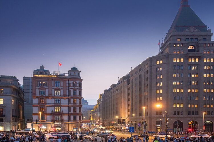 Calle Nanjing iluminada de noche