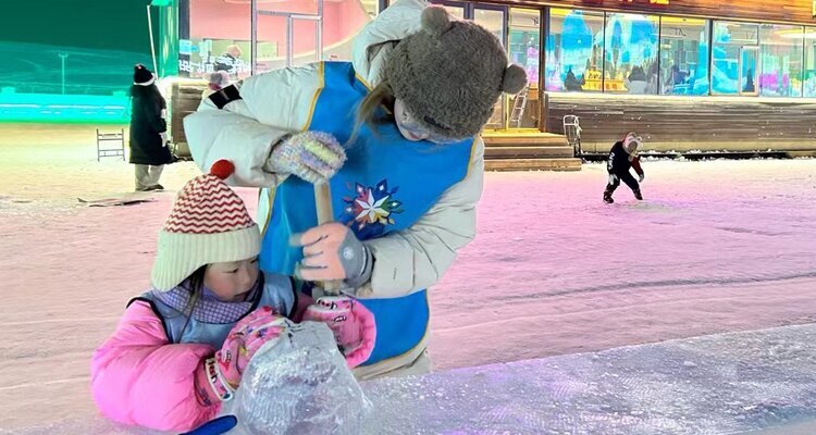 Ice Sculpture Carving Experience