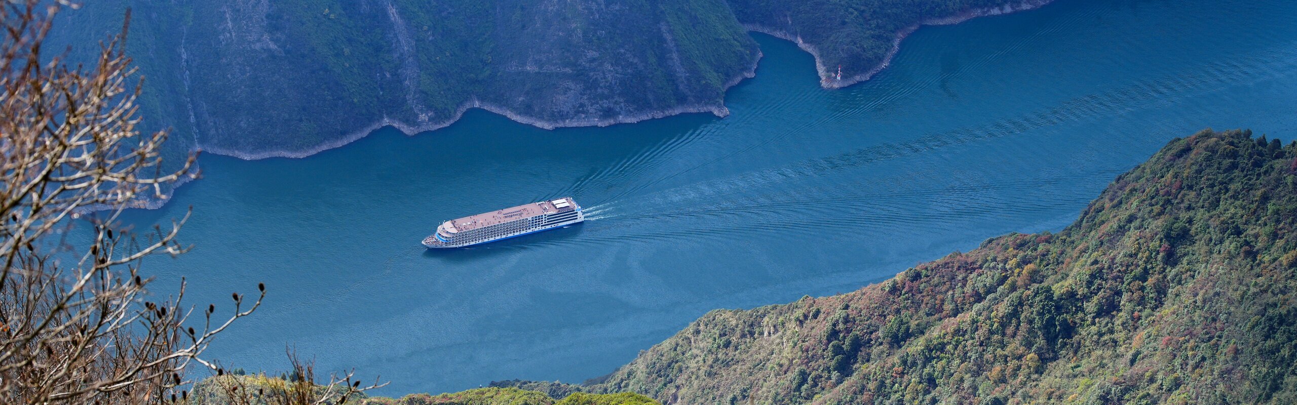 Yangtze River Cruise 2026: Ship Booking and Picking Tips