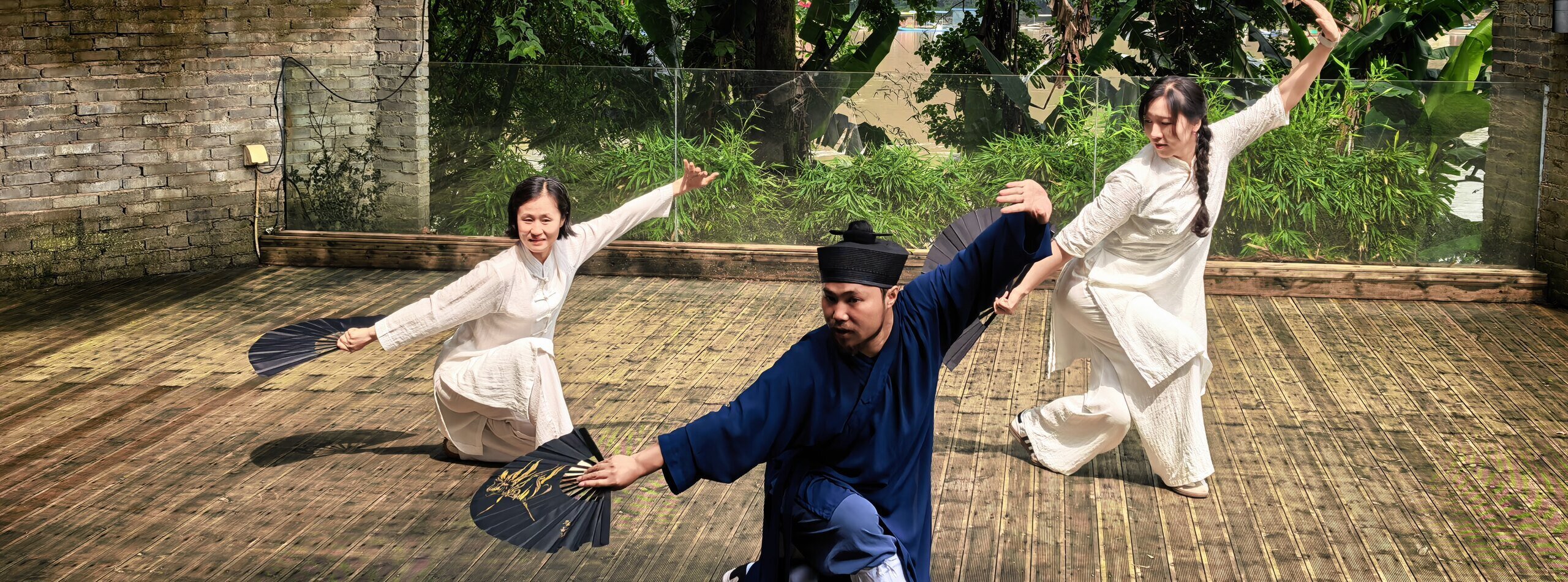 4-Session Immersive Yangshuo Tai Chi Journey: From Stillness to Flow
