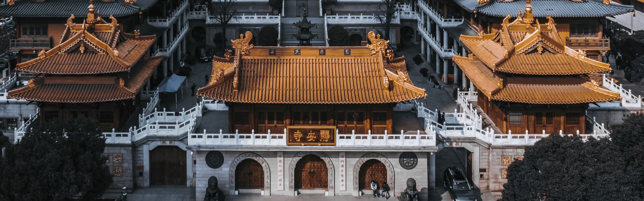 Shanghai Jing'an Temple Travel Guide: What to See and Do