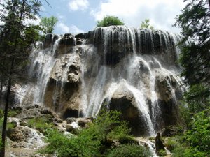 Porta panoramica della valle di Jiuzhaigou per i draghi