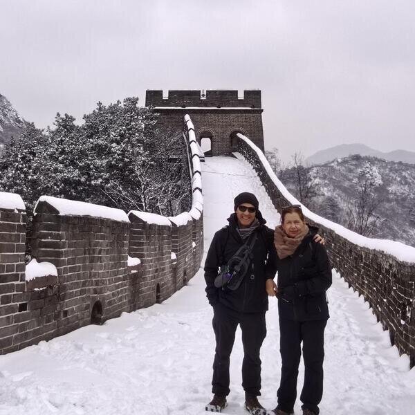 Nuestros clientes visitaron la Gran Muralla, cubierta de nieve.