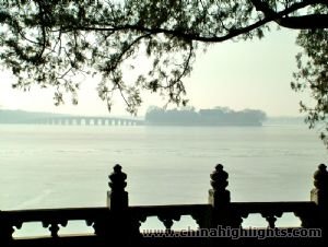 Озеро Дяньчи