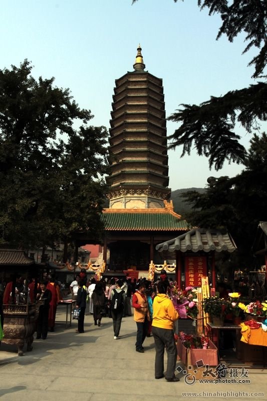 Beijing Lingguang Temple, A Place Where Buddha Tooth Relic Is Placed