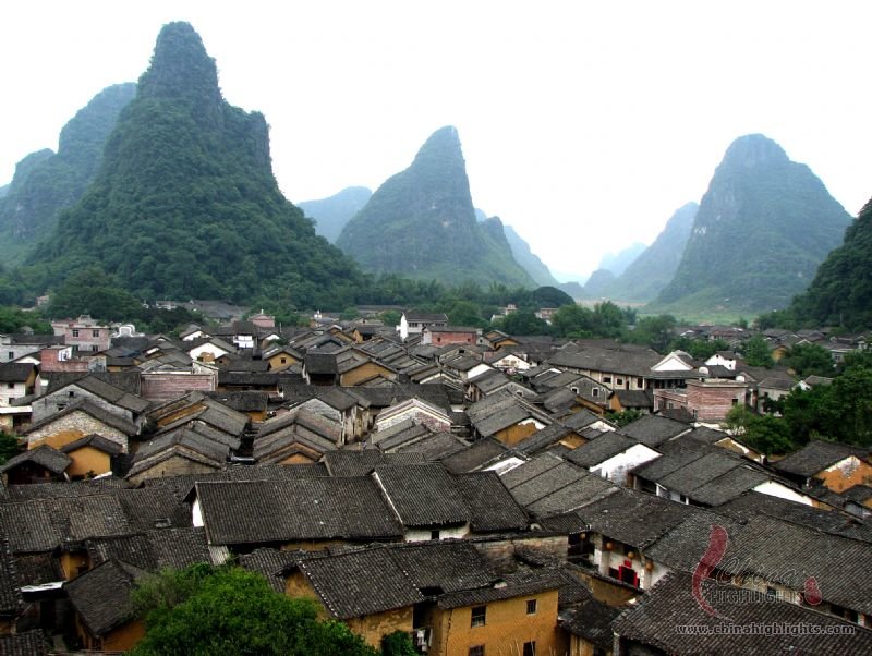 桂林市内観光＋黄姚古鎮４泊５日間