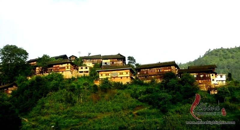 秘境貴州省－自然風光と民族風情の旅（４泊５日）