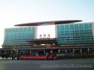 Междугородный автобус в Куньмине