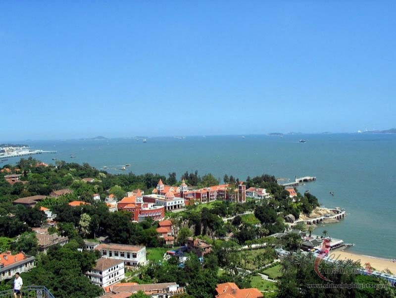 温暖なアモイでナイスホリデー！（２泊３日）