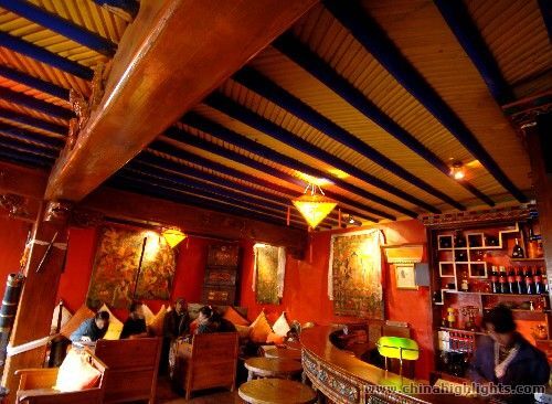 Ночная жизнь в Лхасе