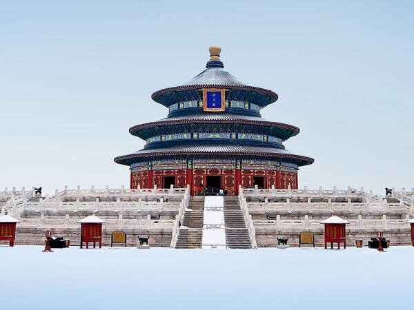 El Templo del Cielo cubierto de nieve