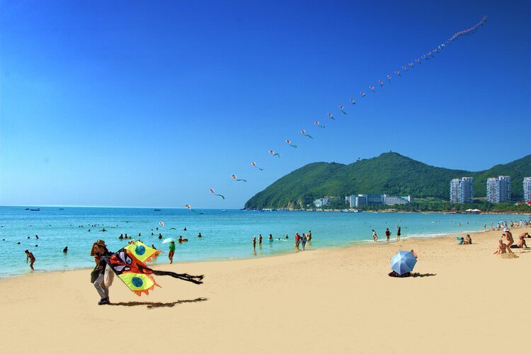 Пляж Санья 2026: кайтсерфинг и отдых