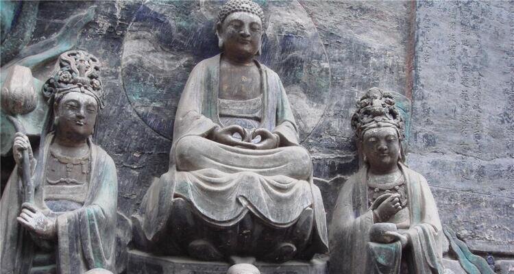 Sculptures rupestres de Dazu